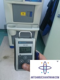 Đo kiểm xạ nguồn phóng xạ Cs-137 có hoạt độ 52.5TBq trong thiết bị khử trùng máu